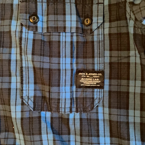 Blue Jack and Jones Flannel - Picture 2 of 5